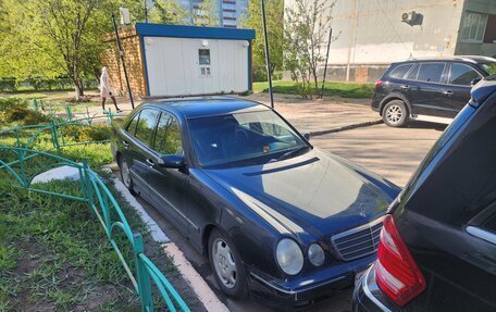Mercedes-Benz E-Класс, 1999 год, 480 000 рублей, 4 фотография