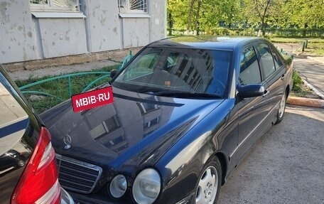Mercedes-Benz E-Класс, 1999 год, 480 000 рублей, 9 фотография