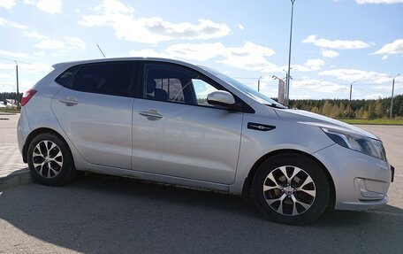 KIA Rio III рестайлинг, 2013 год, 900 000 рублей, 1 фотография