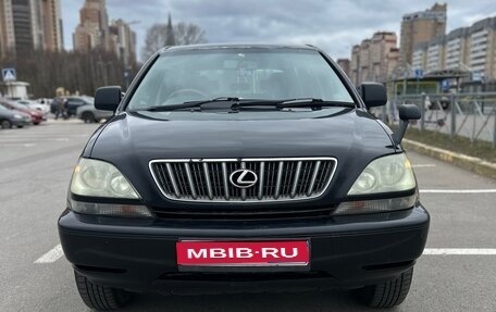 Toyota Harrier, 2001 год, 750 000 рублей, 1 фотография