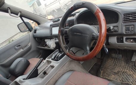 Mazda Bongo Friendee i рестайлинг, 1996 год, 600 000 рублей, 3 фотография