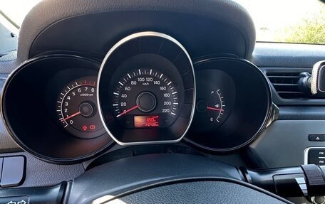 KIA Rio III рестайлинг, 2015 год, 800 000 рублей, 4 фотография
