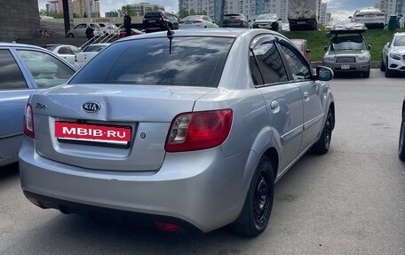 KIA Rio II, 2011 год, 560 000 рублей, 4 фотография