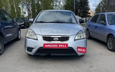 KIA Rio II, 2011 год, 560 000 рублей, 2 фотография