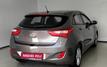 Hyundai i30 II рестайлинг, 2013 год, 990 000 рублей, 4 фотография