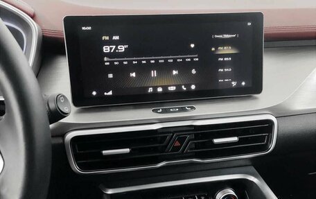 Geely Coolray I, 2023 год, 1 900 000 рублей, 7 фотография