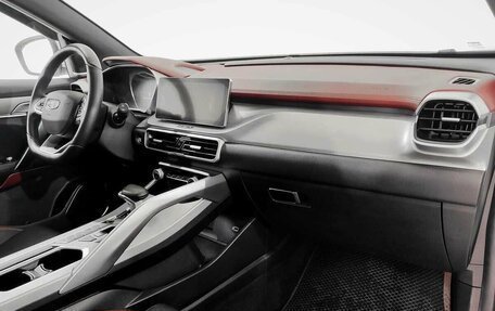 Geely Coolray I, 2023 год, 1 900 000 рублей, 11 фотография