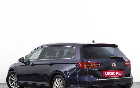 Volkswagen Passat B8 рестайлинг, 2015 год, 1 449 000 рублей, 5 фотография