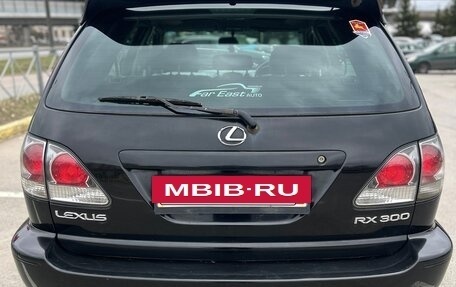 Toyota Harrier, 2001 год, 750 000 рублей, 10 фотография