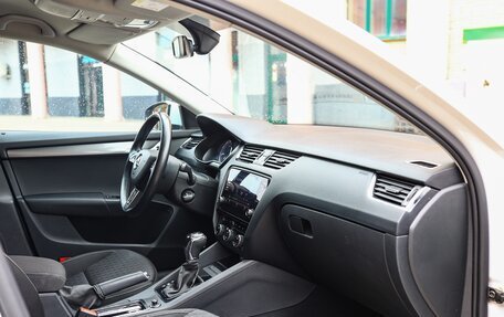 Skoda Octavia, 2018 год, 1 350 000 рублей, 17 фотография