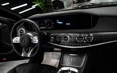 Mercedes-Benz S-Класс AMG, 2019 год, 14 500 000 рублей, 20 фотография