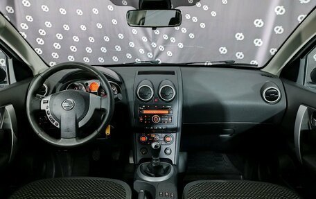 Nissan Qashqai, 2008 год, 788 000 рублей, 21 фотография