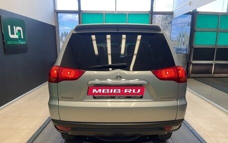 Mitsubishi Pajero Sport II рестайлинг, 2010 год, 1 800 000 рублей, 5 фотография