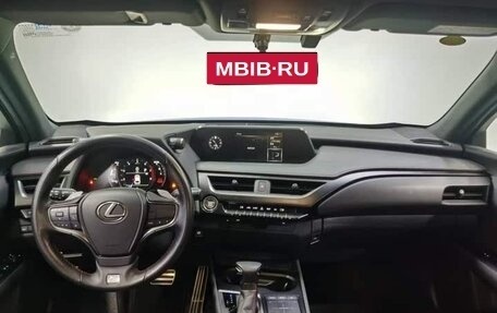 Lexus UX I, 2021 год, 2 460 000 рублей, 7 фотография