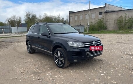 Volkswagen Touareg III, 2012 год, 2 050 000 рублей, 3 фотография
