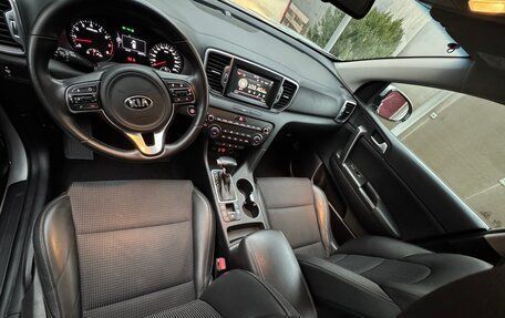 KIA Sportage IV рестайлинг, 2018 год, 2 550 000 рублей, 7 фотография