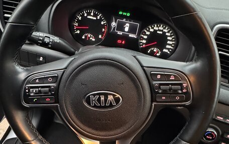 KIA Sportage IV рестайлинг, 2018 год, 2 550 000 рублей, 4 фотография