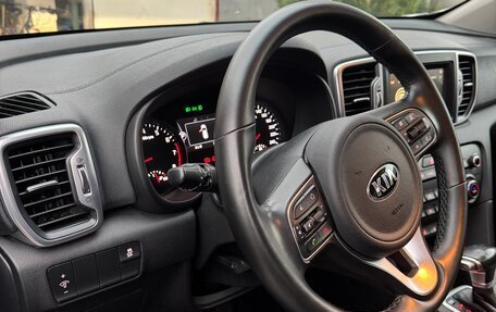 KIA Sportage IV рестайлинг, 2018 год, 2 550 000 рублей, 5 фотография