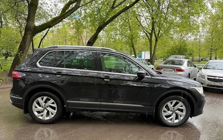 Volkswagen Tiguan II, 2021 год, 3 370 000 рублей, 4 фотография