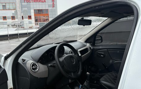 Renault Logan I, 2013 год, 410 000 рублей, 7 фотография