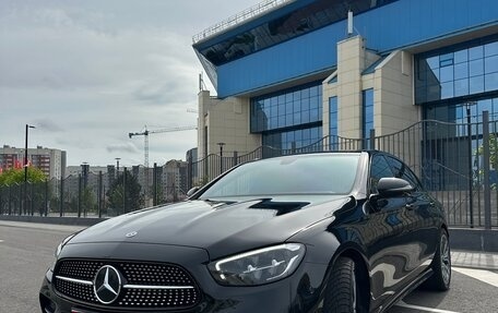 Mercedes-Benz E-Класс, 2021 год, 4 999 990 рублей, 1 фотография