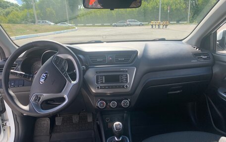 KIA Rio III рестайлинг, 2016 год, 985 000 рублей, 9 фотография