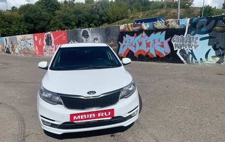 KIA Rio III рестайлинг, 2016 год, 985 000 рублей, 6 фотография
