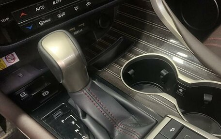 Lexus RX IV рестайлинг, 2022 год, 9 600 000 рублей, 16 фотография
