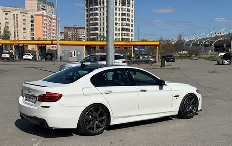 BMW 5 серия, 2014 год, 2 350 000 рублей, 6 фотография