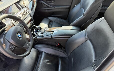 BMW 5 серия, 2014 год, 2 350 000 рублей, 18 фотография