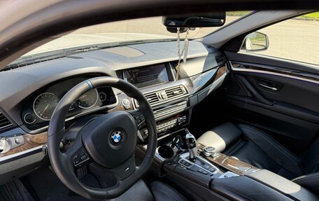 BMW 5 серия, 2014 год, 2 350 000 рублей, 17 фотография