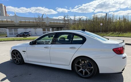 BMW 5 серия, 2014 год, 2 350 000 рублей, 13 фотография