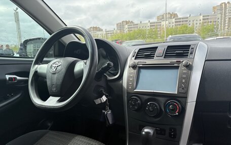 Toyota Corolla, 2011 год, 900 000 рублей, 14 фотография