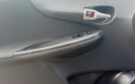 Toyota Corolla, 2011 год, 900 000 рублей, 16 фотография
