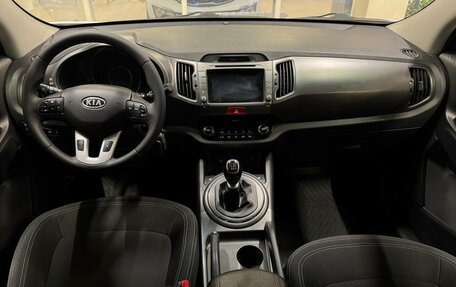 KIA Sportage III, 2010 год, 1 210 000 рублей, 8 фотография