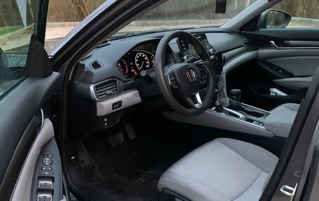 Honda Accord IX рестайлинг, 2019 год, 2 300 000 рублей, 15 фотография