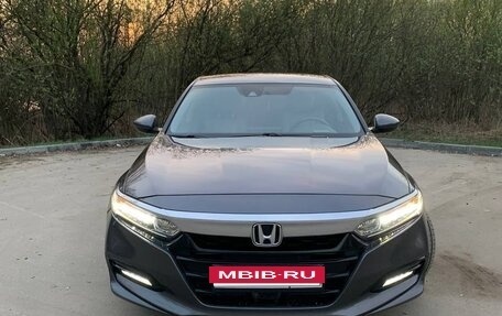 Honda Accord IX рестайлинг, 2019 год, 2 300 000 рублей, 3 фотография