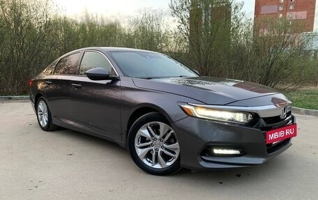 Honda Accord IX рестайлинг, 2019 год, 2 300 000 рублей, 4 фотография