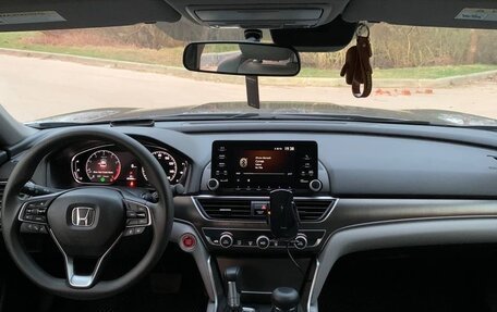 Honda Accord IX рестайлинг, 2019 год, 2 300 000 рублей, 17 фотография