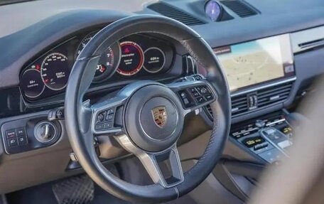 Porsche Cayenne III, 2022 год, 7 890 000 рублей, 14 фотография