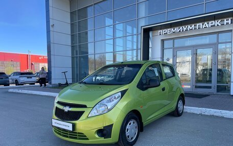Chevrolet Spark III, 2012 год, 760 000 рублей, 4 фотография