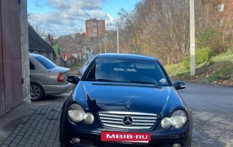 Mercedes-Benz C-Класс, 2004 год, 610 000 рублей, 4 фотография