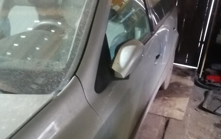 Renault Laguna II, 2001 год, 200 000 рублей, 13 фотография