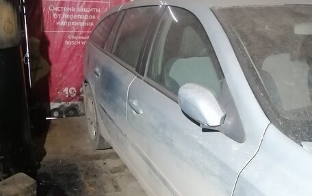 Renault Laguna II, 2001 год, 200 000 рублей, 16 фотография