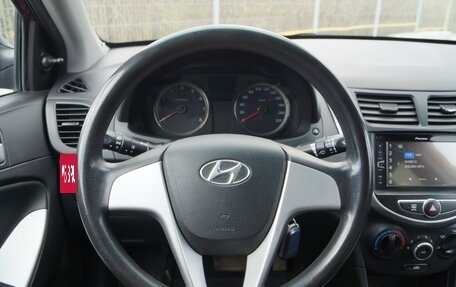 Hyundai Solaris II рестайлинг, 2011 год, 580 000 рублей, 7 фотография