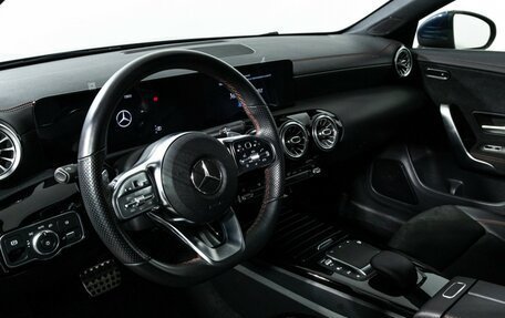 Mercedes-Benz CLA, 2020 год, 3 430 000 рублей, 11 фотография