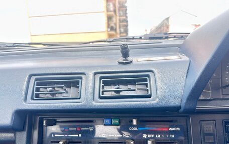 Toyota Carina, 1985 год, 350 000 рублей, 19 фотография