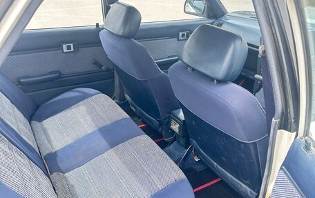 Toyota Carina, 1985 год, 350 000 рублей, 14 фотография