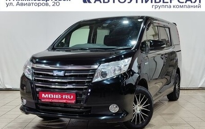 Toyota Noah III, 2016 год, 2 235 000 рублей, 1 фотография