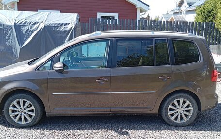 Volkswagen Touran III, 2012 год, 1 150 000 рублей, 3 фотография